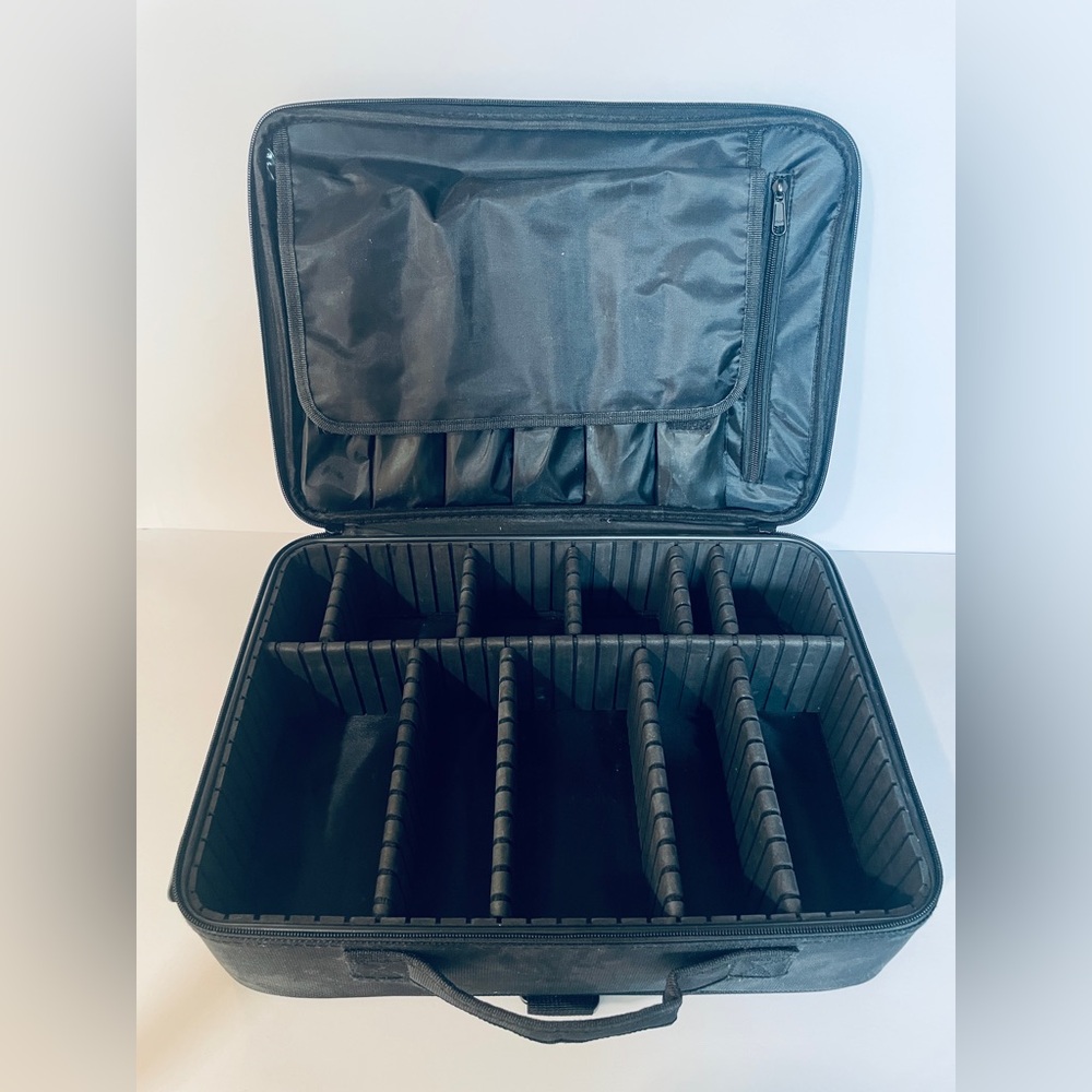 Relavel Makeup Case Large 
16.5 inches Travel case
3 Layer Large Capacity